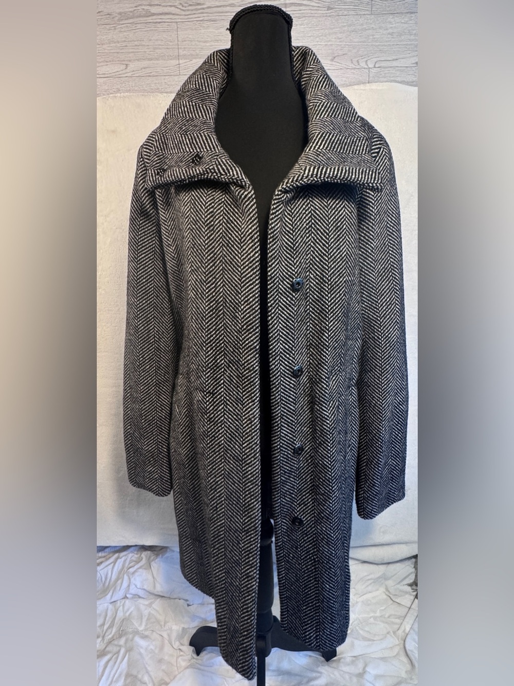 Merona Target XL Wool Blend Herringbone Coat Black Gray Button Front